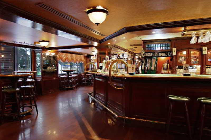 The Apartments At Merdeka Palace Hotel Кучинг Екстериор снимка